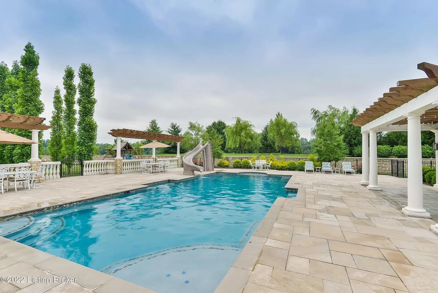 Mack house listing 24.jpg